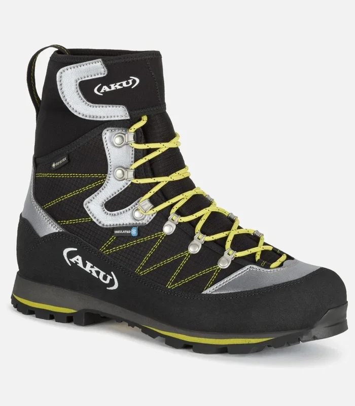 Hiking boots for winter AKU.